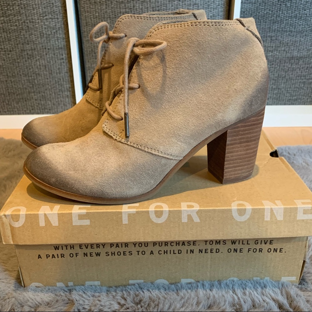 TOMS Lunata Lace-Up Booties